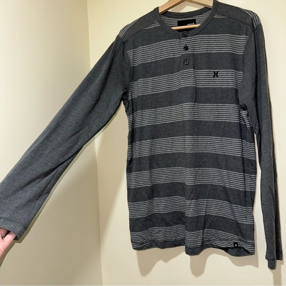 Men’s Hurley Brand Grey Striped Long Sleeve Casual Soft Simple Shirt Size: L - Picture 4 of 16